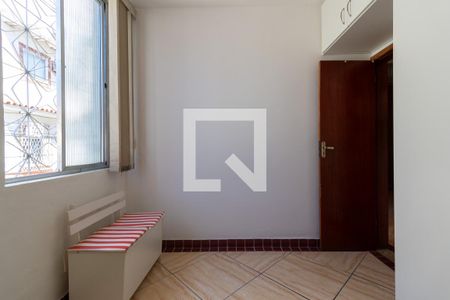 Casa à venda com 172m², 4 quartos e 1 vagaQuarto 2