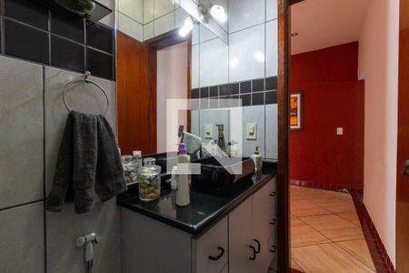 Casa à venda com 172m², 4 quartos e 1 vagaBanheiro Social