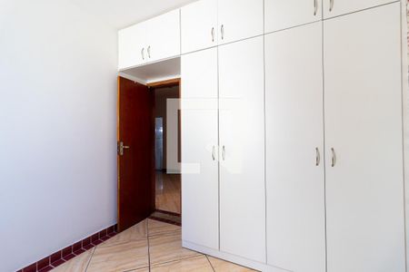 Casa à venda com 172m², 4 quartos e 1 vagaQuarto 2