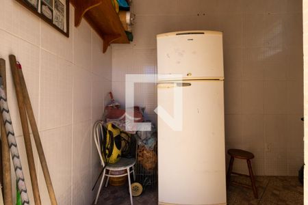 Casa à venda com 172m², 4 quartos e 1 vagaÁrea de Serviço Terraço