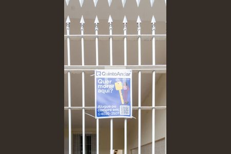 Casa à venda com 95m², 3 quartos e 2 vagasFachada