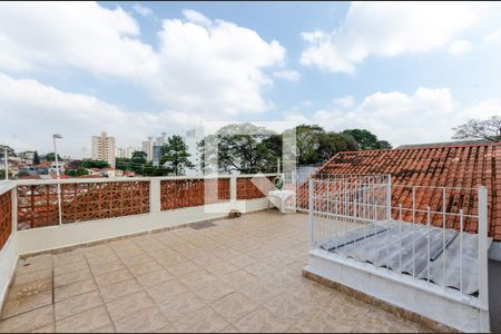 Casa à venda com 95m², 3 quartos e 2 vagasTerraço
