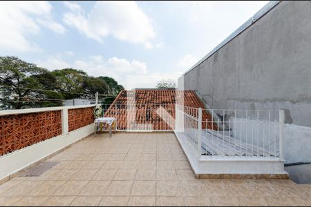 Casa à venda com 95m², 3 quartos e 2 vagasTerraço