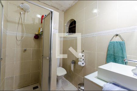 Casa à venda com 227m², 4 quartos e 2 vagasBanheiro