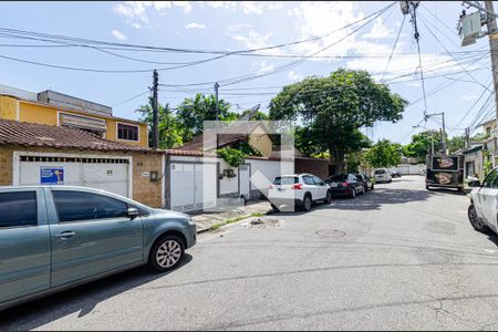 Casa à venda com 227m², 4 quartos e 2 vagasEntrada