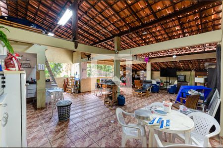 Casa à venda com 227m², 4 quartos e 2 vagasEspaço Gourmet