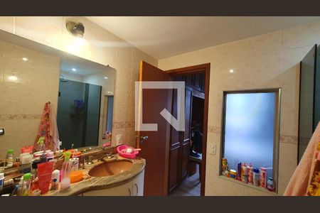 Apartamento à venda com 72m², 2 quartos e 1 vagaBanheiro da Suíte