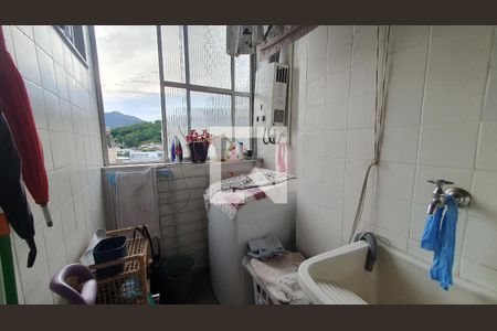 Apartamento à venda com 72m², 2 quartos e 1 vagaÁrea de Serviço