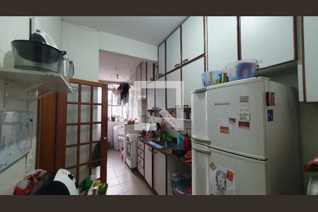 Apartamento à venda com 72m², 2 quartos e 1 vagaCozinha e Área de Serviço