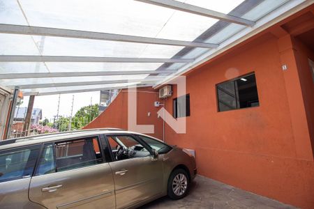 Casa à venda com 330m², 3 quartos e 2 vagas Casa à venda com 330m², 3 quartos e 2 vagasGaragem
