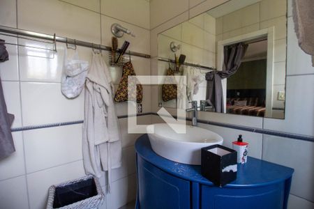 Casa à venda com 330m², 3 quartos e 2 vagas Casa à venda com 330m², 3 quartos e 2 vagasBanheiro da Suíte