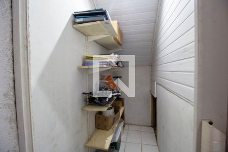 Casa à venda com 330m², 3 quartos e 2 vagas Casa à venda com 330m², 3 quartos e 2 vagasDispensa