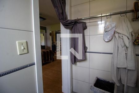 Casa à venda com 330m², 3 quartos e 2 vagas Casa à venda com 330m², 3 quartos e 2 vagasBanheiro da Suíte