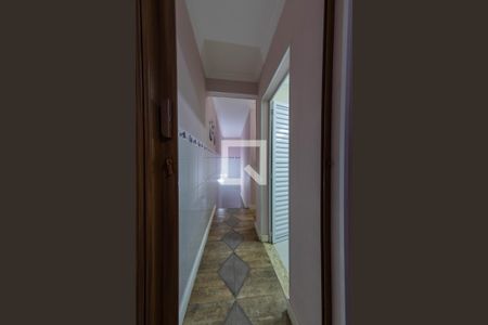 Corredor de casa à venda com 4 quartos, 200m² em Vila Primavera, São Paulo