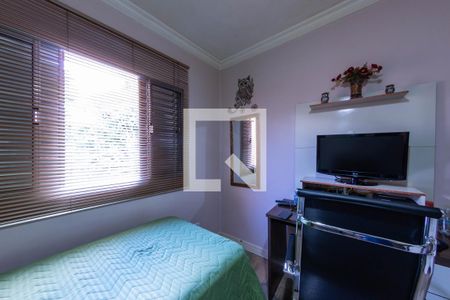 Casa à venda com 200m², 4 quartos e 2 vagas Casa à venda com 200m², 4 quartos e 2 vagasQuarto 2