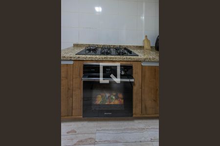 Casa à venda com 200m², 4 quartos e 2 vagas Casa à venda com 200m², 4 quartos e 2 vagasCozinha