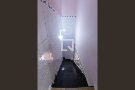 Escada de casa à venda com 4 quartos, 200m² em Vila Primavera, São Paulo