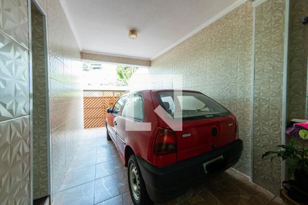 Casa à venda com 200m², 4 quartos e 2 vagas Casa à venda com 200m², 4 quartos e 2 vagasGaragem