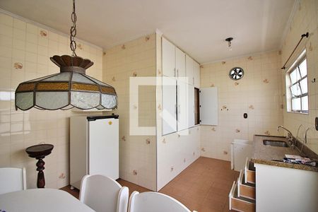 Casa à venda com 200m², 4 quartos e 2 vagasCozinha