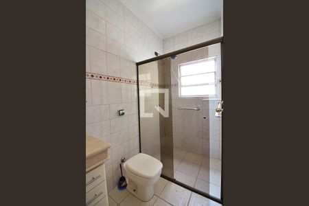 Banheiro do Quarto 1 - Suíte de casa para alugar com 4 quartos, 200m² em Taboão, São Bernardo do Campo