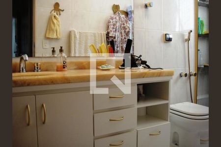 Apartamento à venda com 3 quartos, 130m² em Santa Cecilia, São Paulo