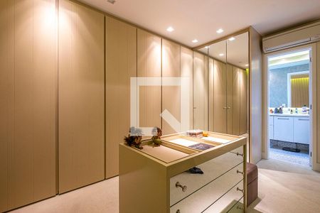 Apartamento para alugar com 88m², 1 quarto e 1 vagaSuíte