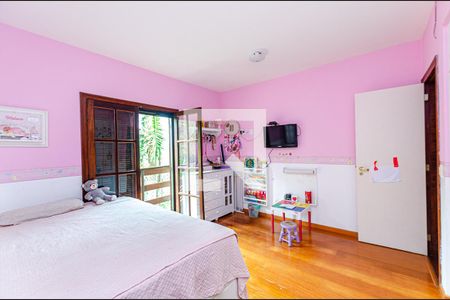 Casa de condomínio para alugar com 470m², 5 quartos e 4 vagasQuarto