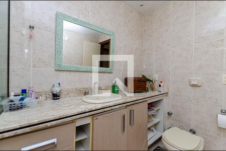 Casa de condomínio para alugar com 470m², 5 quartos e 4 vagasBanheiro