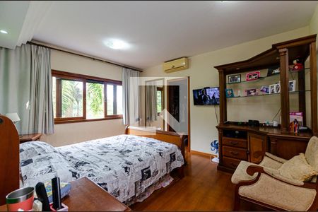 Casa de condomínio para alugar com 470m², 5 quartos e 4 vagasSuite 2