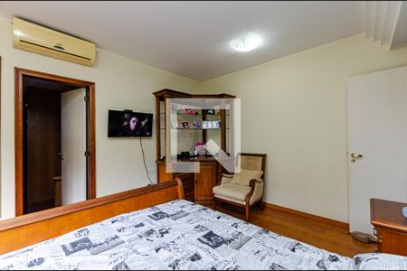 Casa de condomínio para alugar com 470m², 5 quartos e 4 vagasSuite 2