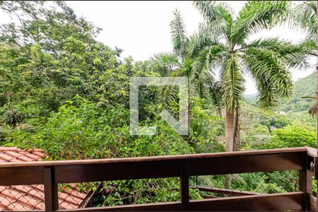 Casa de condomínio para alugar com 470m², 5 quartos e 4 vagasQuarto