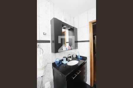 Casa à venda com 150m², 3 quartos e 2 vagasBanheiro da Suíte