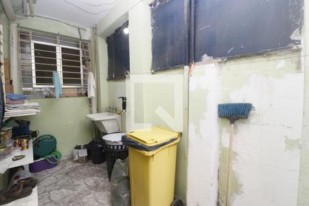 Casa à venda com 150m², 3 quartos e 2 vagasÁrea de Serviço