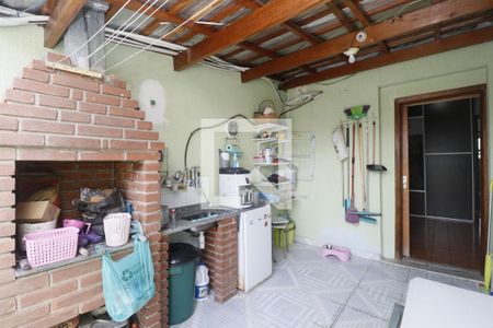 Casa à venda com 150m², 3 quartos e 2 vagasChurrasqueira