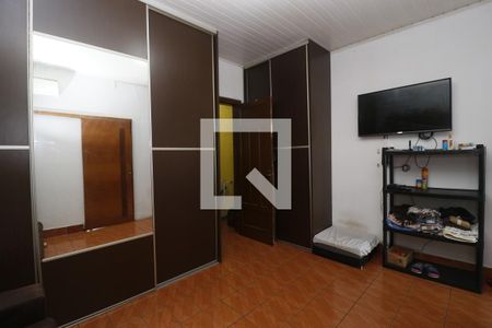 Casa à venda com 150m², 3 quartos e 2 vagasQuarto 2 - Suíte
