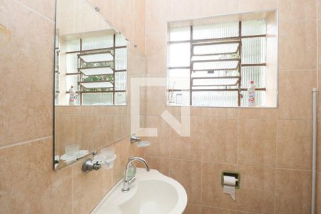 Casa à venda com 150m², 3 quartos e 2 vagasBanheiro Social