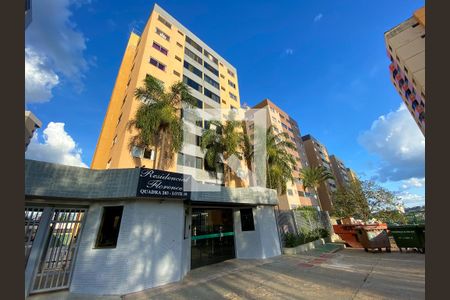 Apartamento para alugar com 60m², 2 quartos e 1 vagaFachada