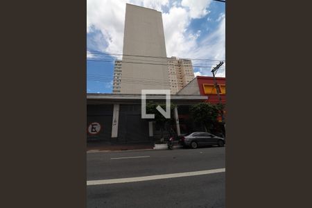 Apartamento para alugar com 84m², 2 quartos e 1 vagaFachada