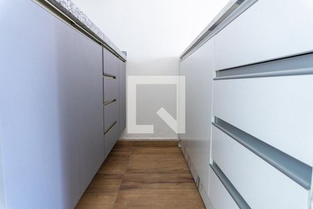 Studio à venda com 28m², 1 quarto e sem vagaCozinha - Armários