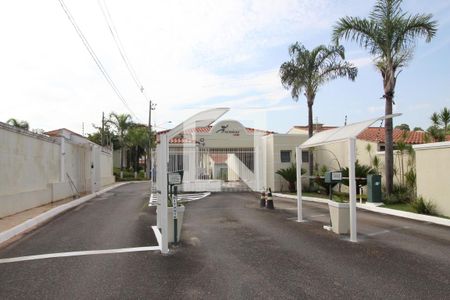 Casa de condomínio para alugar com 110m², 3 quartos e 3 vagasFachada e portaria