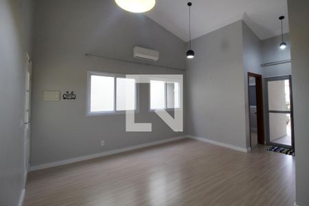 Sala de casa de condomínio para alugar com 3 quartos, 110m² em Boa Vista, Sorocaba
