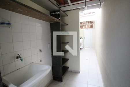 Casa de condomínio para alugar com 110m², 3 quartos e 3 vagasÁrea de Serviço