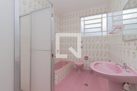 Apartamento à venda com 173m², 4 quartos e 1 vaga Apartamento à venda com 173m², 4 quartos e 1 vagaBanheiro Social