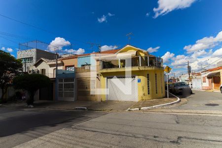 Casa à venda com 123m², 3 quartos e 2 vagasFachada