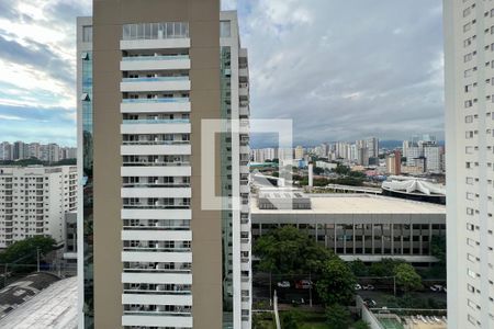 Apartamento para alugar com 74m², 2 quartos e 1 vagaVista