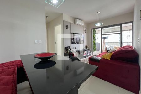 Apartamento para alugar com 74m², 2 quartos e 1 vagaSala