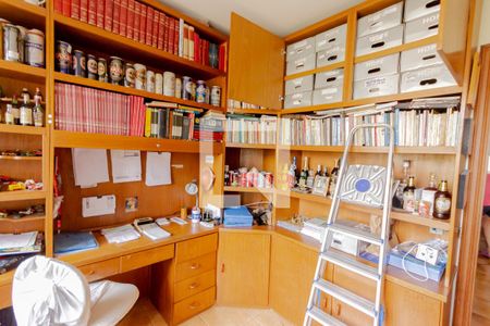 Casa à venda com 400m², 8 quartos e 5 vagasEscritório