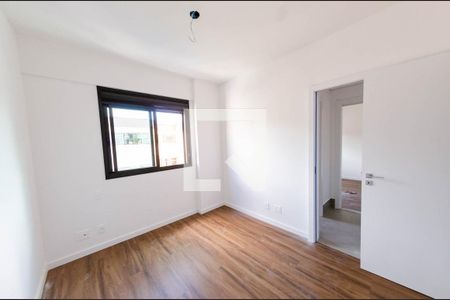 Apartamento à venda com 141m², 4 quartos e sem vaga Apartamento à venda com 141m², 4 quartos e sem vagaSemi-suíte 2