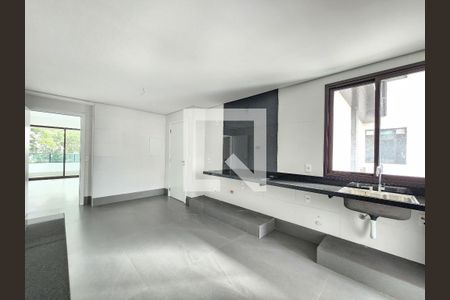 Apartamento à venda com 141m², 4 quartos e 4 vagas Apartamento à venda com 141m², 4 quartos e 4 vagasCozinha