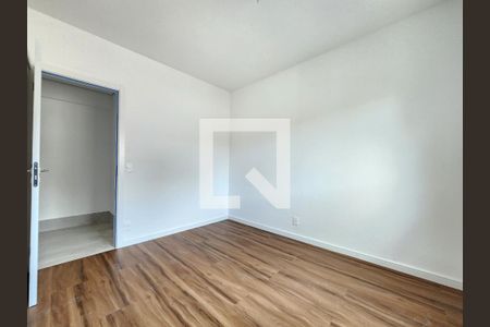 Apartamento à venda com 141m², 4 quartos e 4 vagas Apartamento à venda com 141m², 4 quartos e 4 vagasQuarto semi Suíte 4